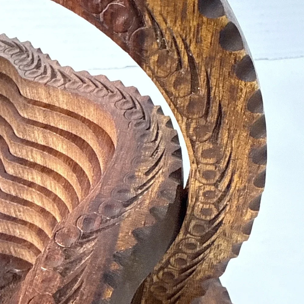 VTG.Folding Spiral Collapsible Wooden Swivel To Close. Afghanistan. bowl 7.5